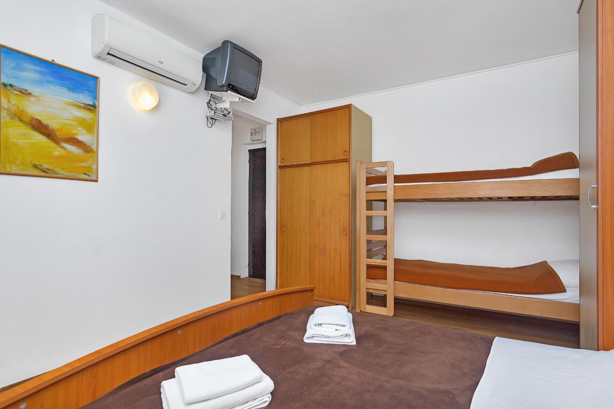 Apartmani Cico Gdinj Екстериор снимка