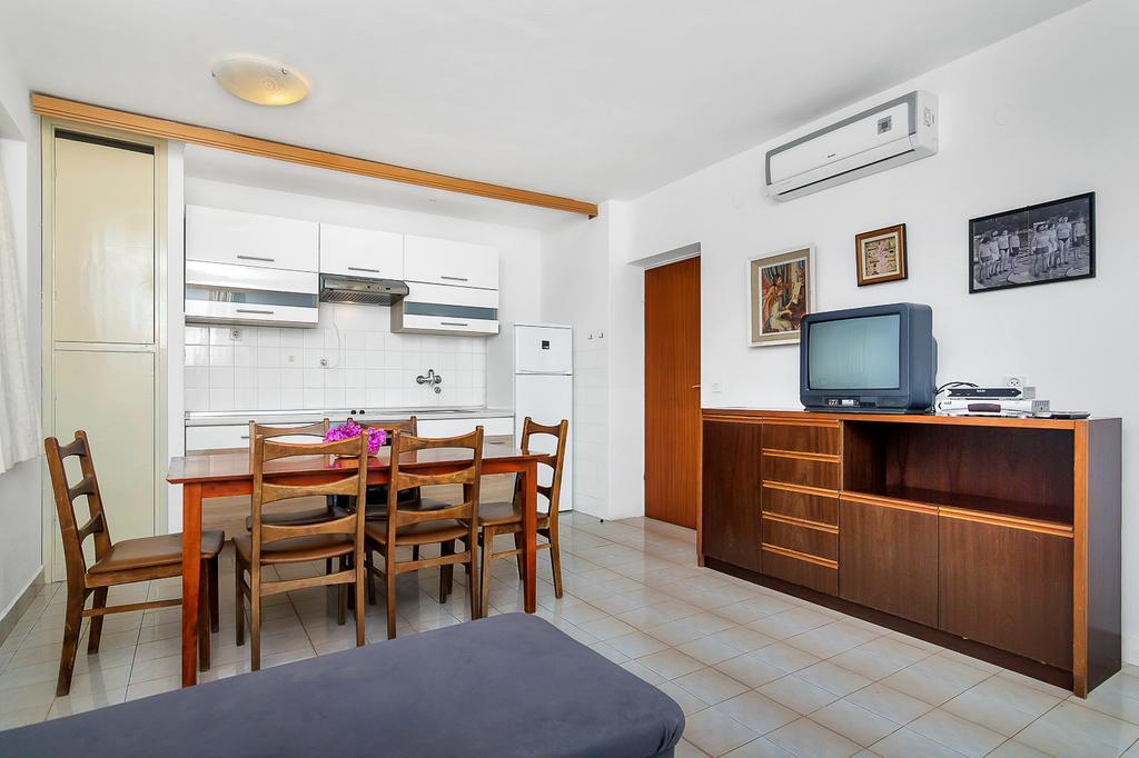 Apartmani Cico Gdinj Екстериор снимка