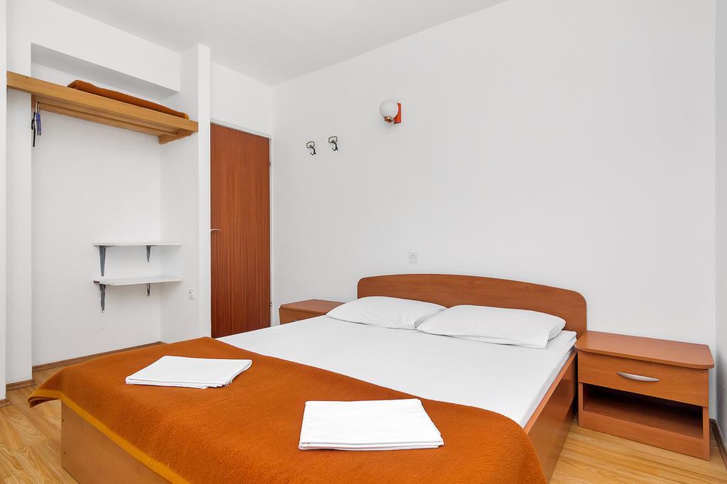 Apartmani Cico Gdinj Екстериор снимка