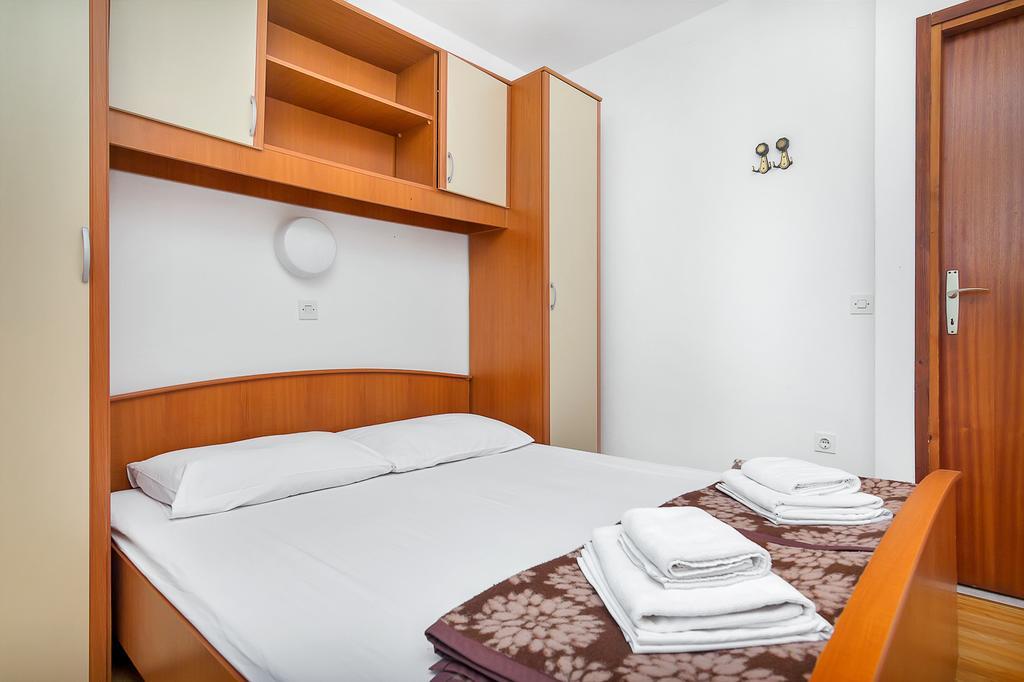 Apartmani Cico Gdinj Екстериор снимка